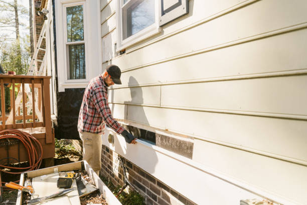 Top rated local Emergency Siding Repair specialists in Martinsville, VA